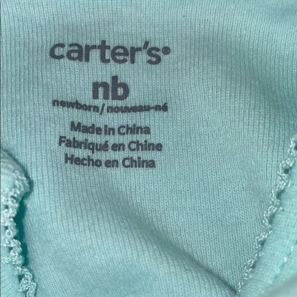 Carter onesie   - Picture 3 of 3